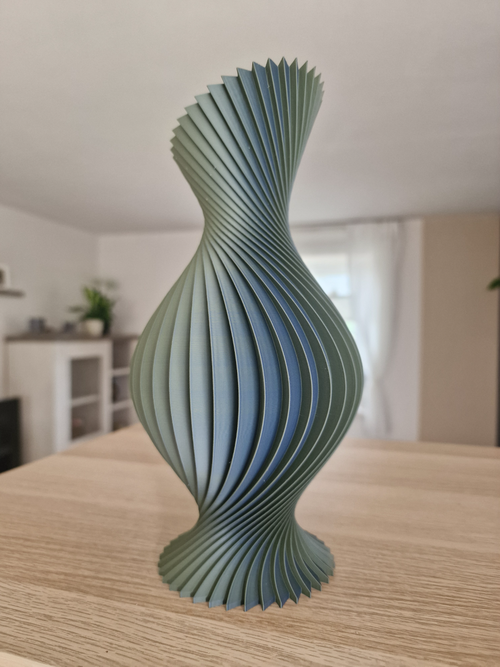 Vase design spiralé — Décoration moderne